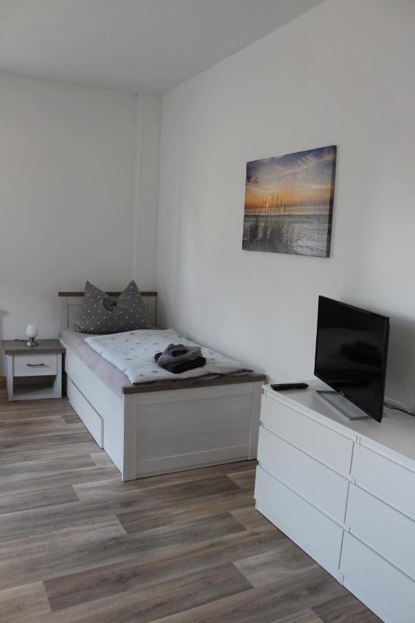 Ferienwohnung Funke F1 Fuer Monteure Аполда Екстериор снимка