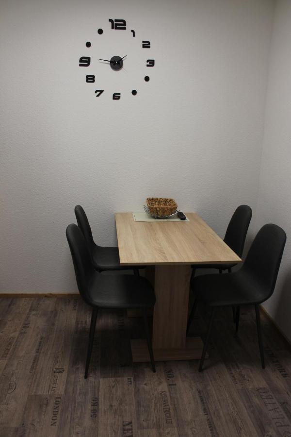 Ferienwohnung Funke F1 Fuer Monteure Аполда Екстериор снимка